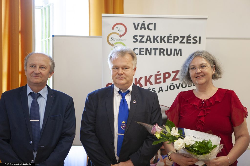 A Váci SZC kiváló oktatója díjátadó ünnepség képei